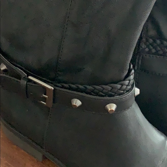 Black Riding Boots 🖤 - Picture 6 of 8
